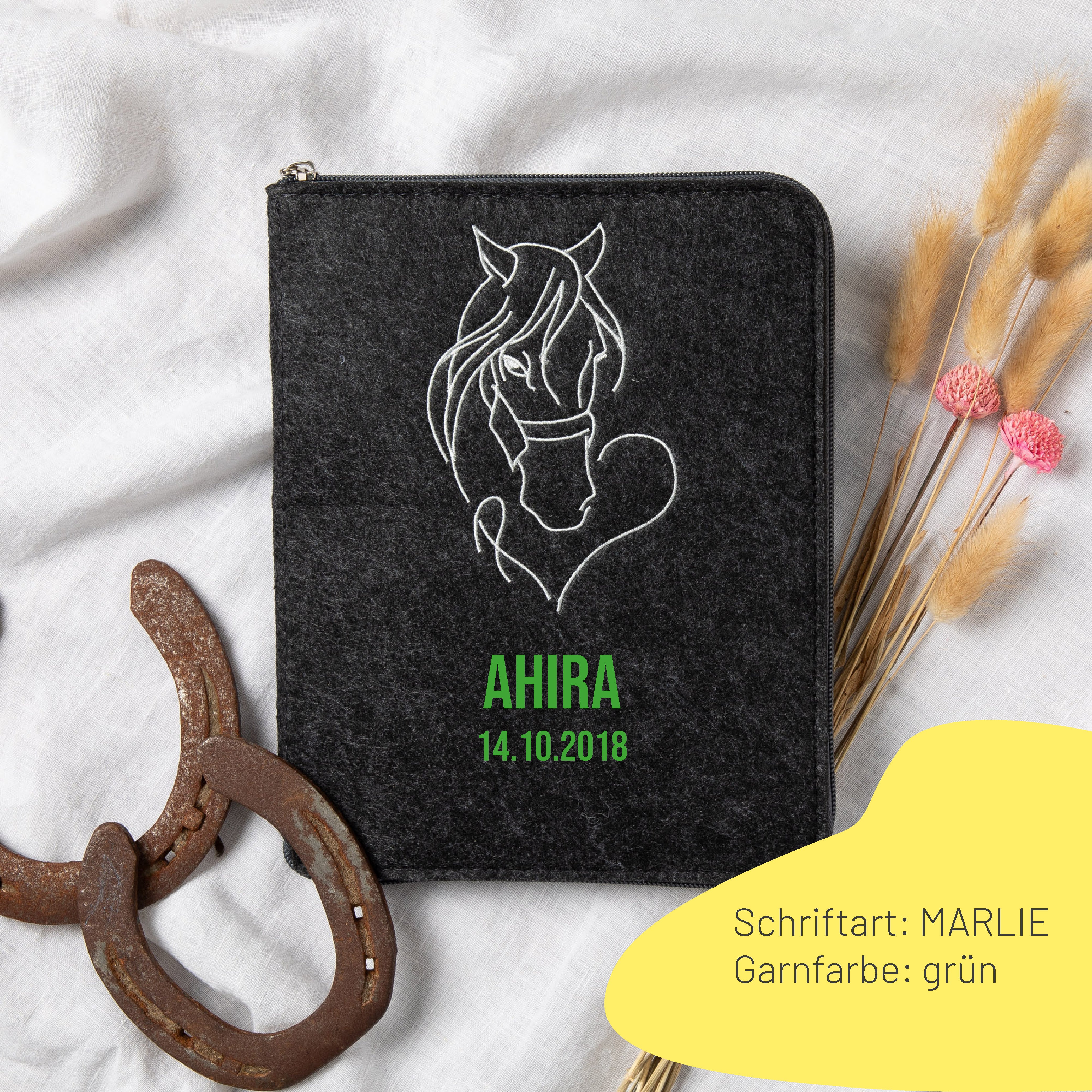 Equine Passport Cover HORSE | Felt