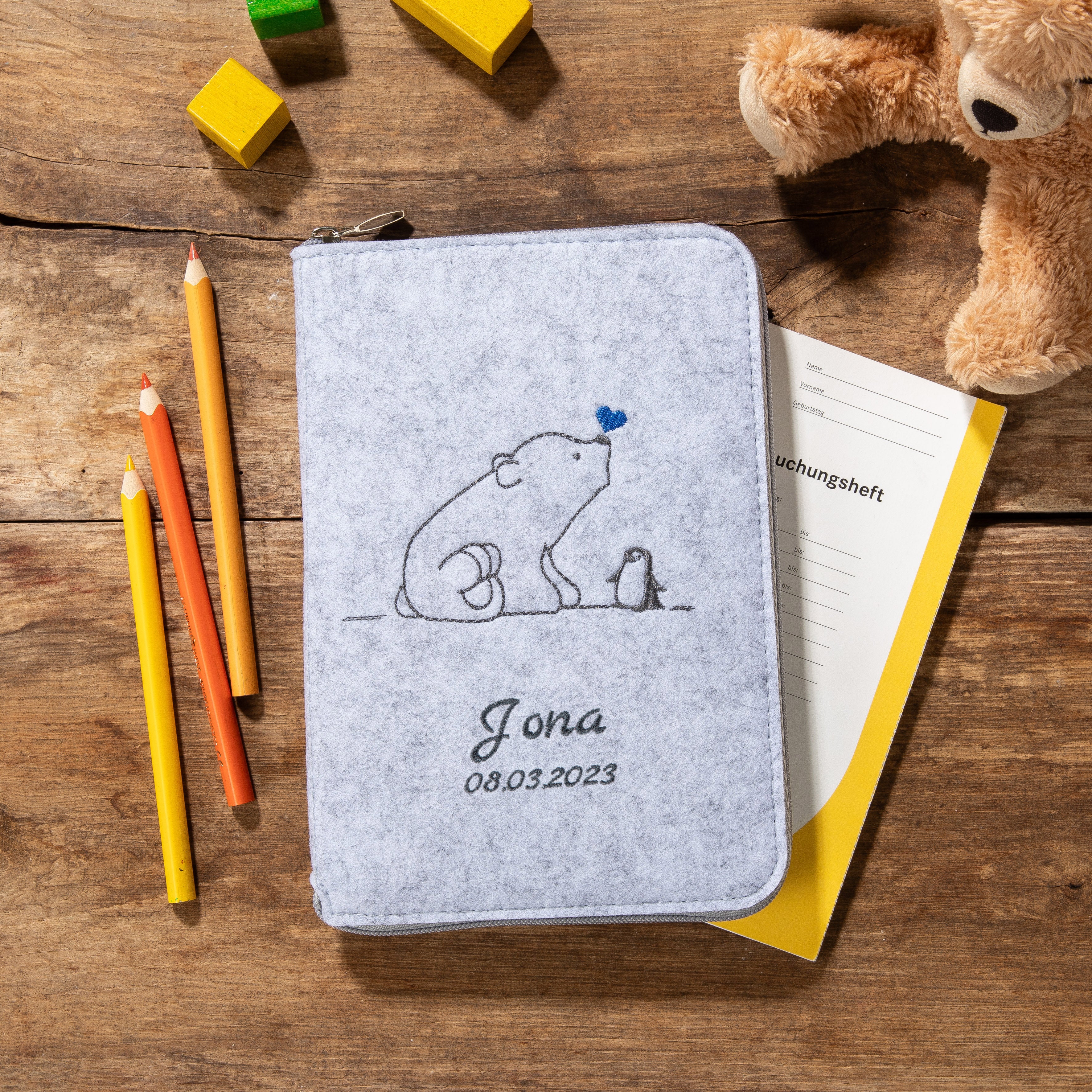 U-booklet & vaccination card cover POLAR BEAR & PENGUIN | felt